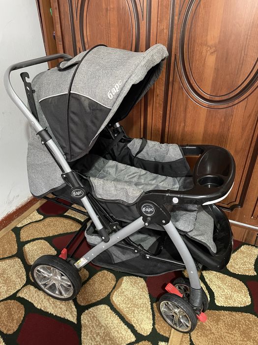 Продаеться коляска в хорошем состоянии