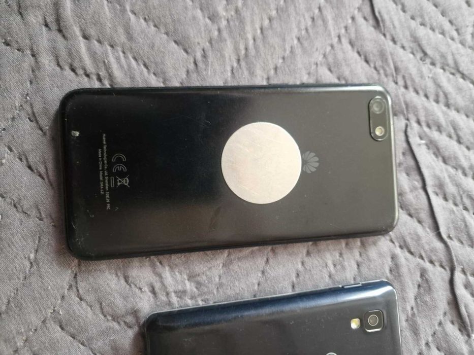 Лот телефони 4 бр.