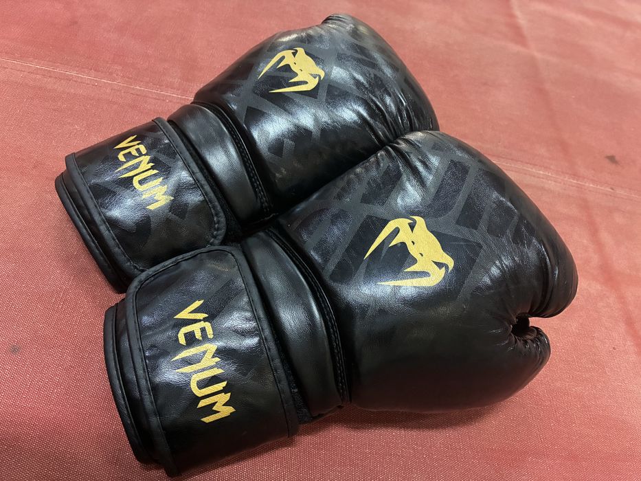 Manusi Box Venum