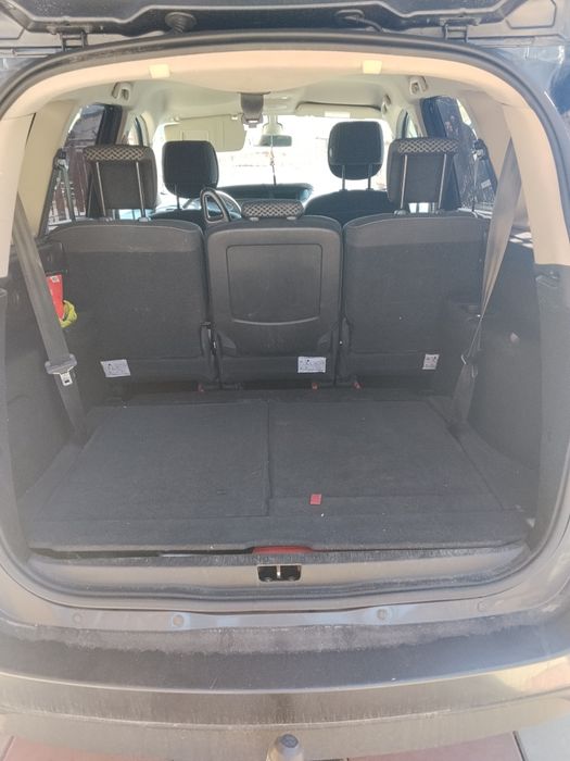 Renault grand Scenic, An 2011 Km 283000, în stare foarte bună,