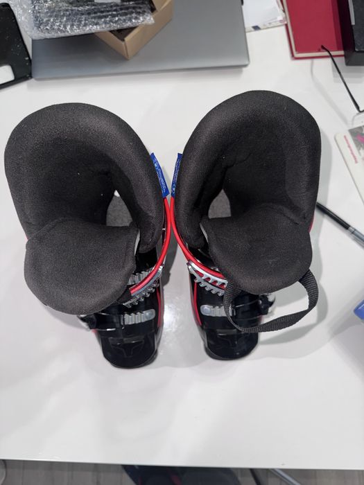 CLAPARI ATOMIC marimea 24 ( echivalent nr 36)