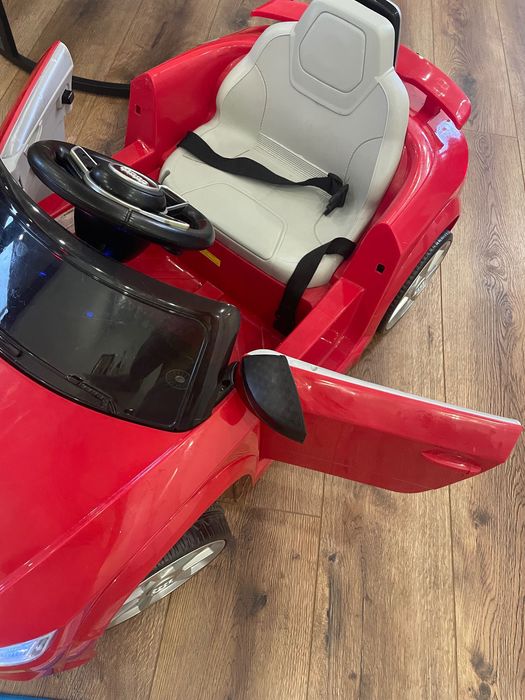 Акумулаторна кола Ауди ТТ