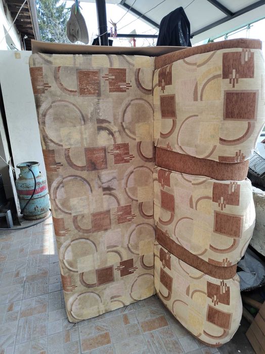 Ъглов кухненски диван