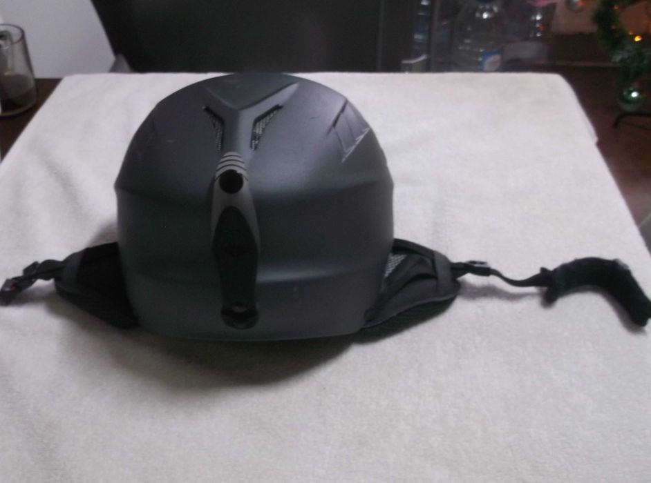 casca shi adulti uvex, ca noua