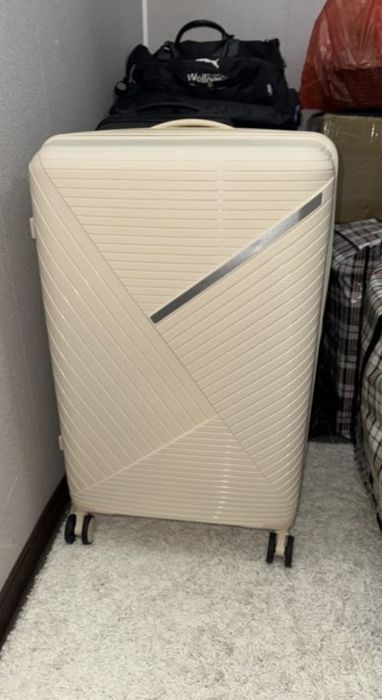 Чемодан  чемодан