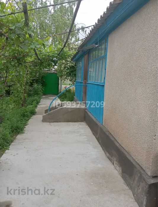 Дом в селе Айша-биби