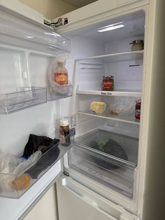 Samsung Xaladelniksotiladi