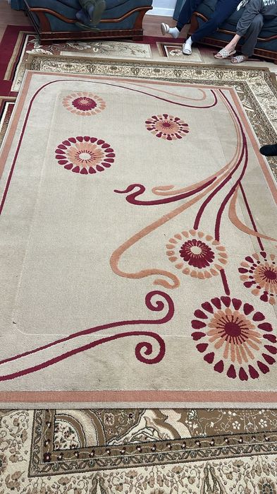 Продам ковры произв.Турция размеры разные