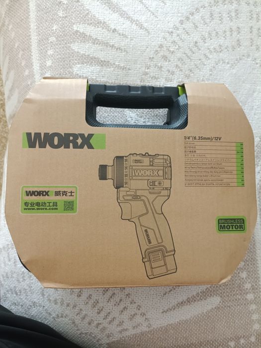 Импакт шуруповерт безщеточный.