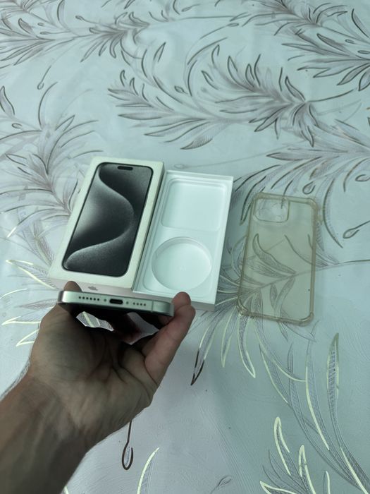 Продам Телефон Айфон 15 Pro Max 256Gb