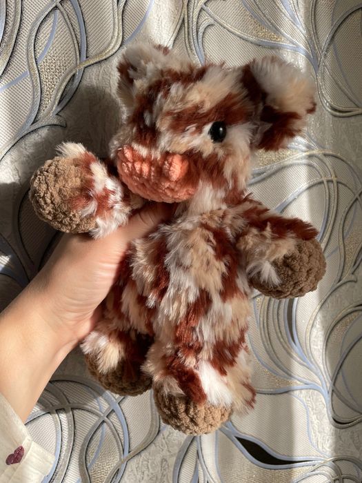 Вязаные игрушки, теленок Чарли