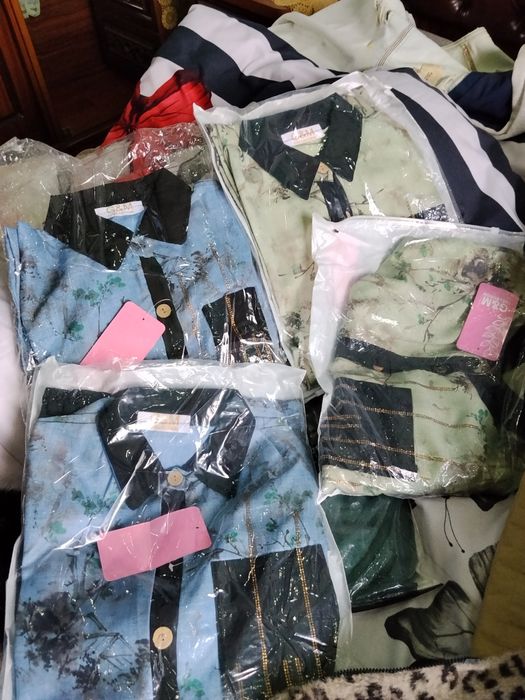 Айоллар Янги Куйлаклари