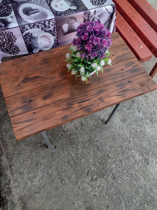 Градинска  дървена маса