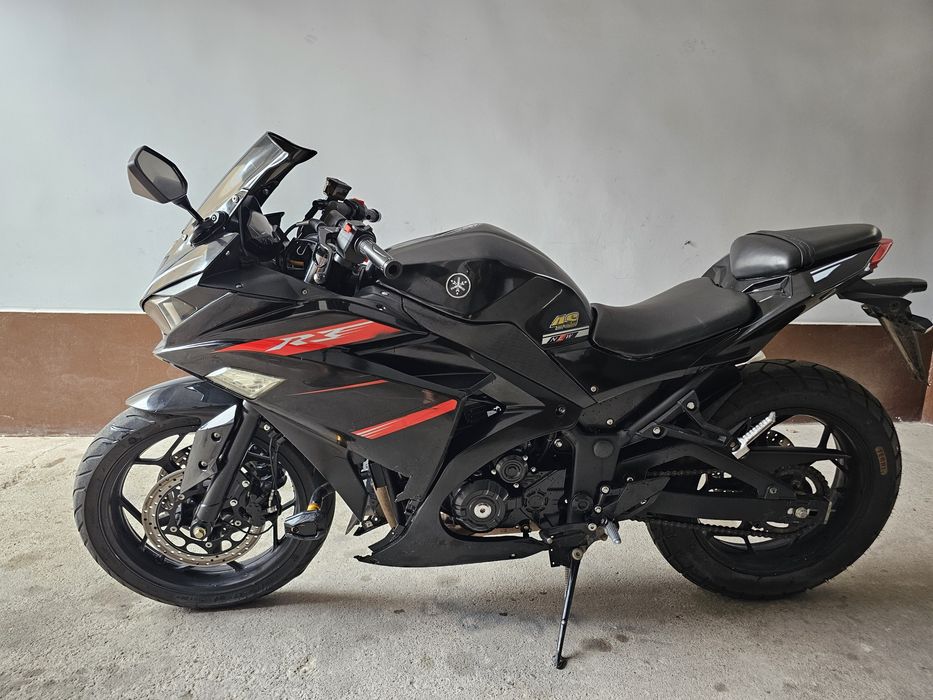 Yamaha R3 400cm Replica