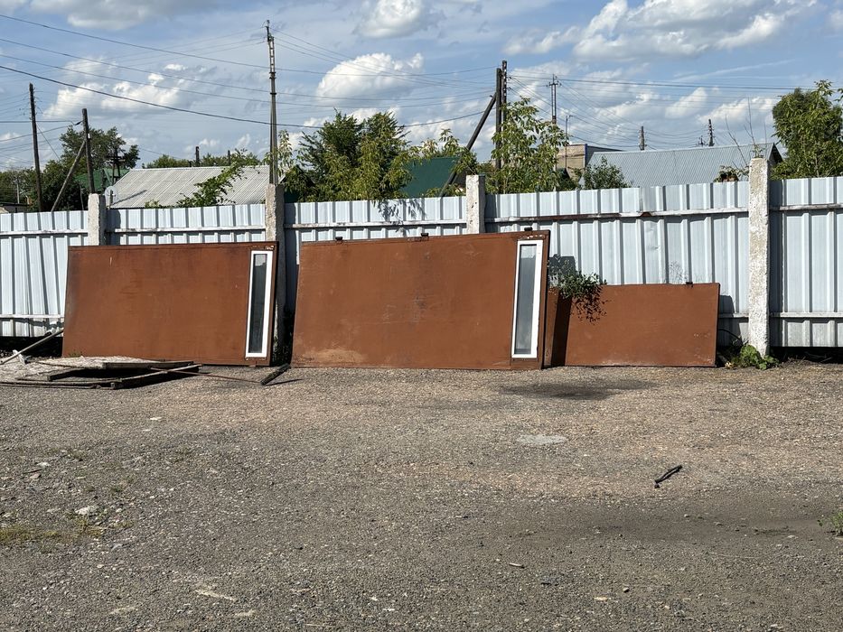 железные ворота