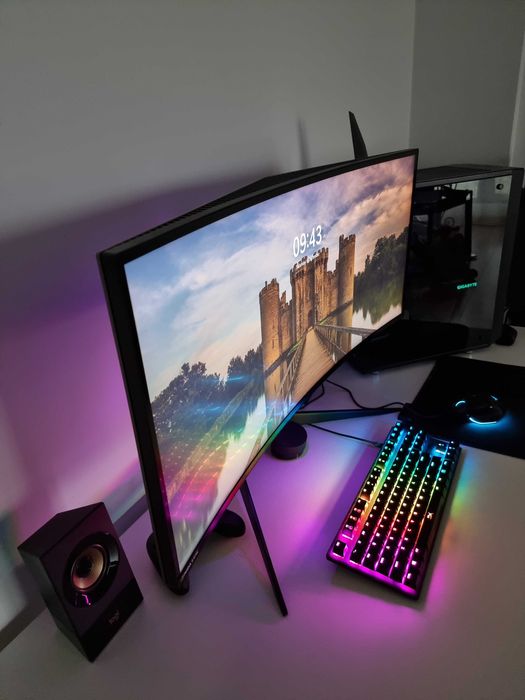 Mонитор Alienware 34 инча Ulttrawide 120HZ IPS