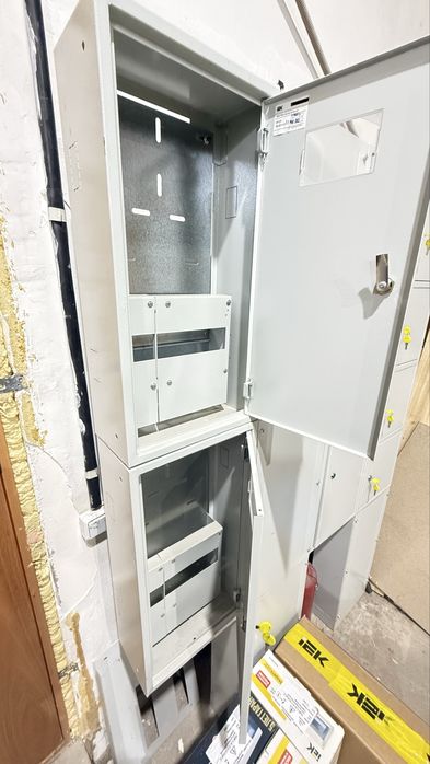 Металлический корпус (под счётчик, модем и др.) продам