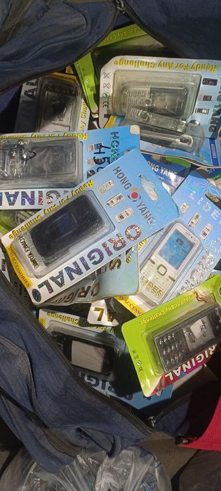 Продам корпуса и чехлы на телефоны