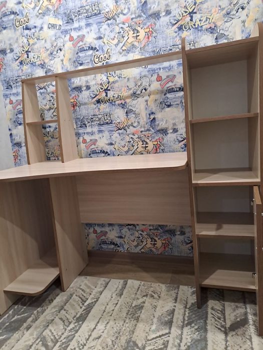 Компьютерный стол