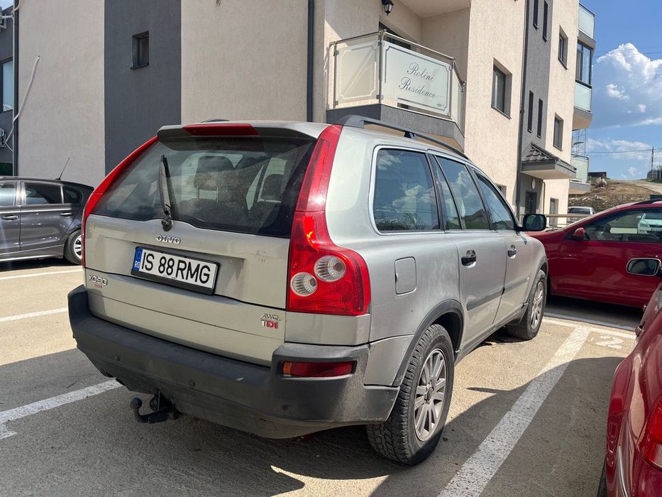 Vând Volvo xc 90