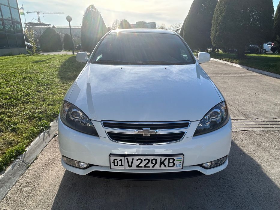 Lacetti Gentra (srochna) 12.800$