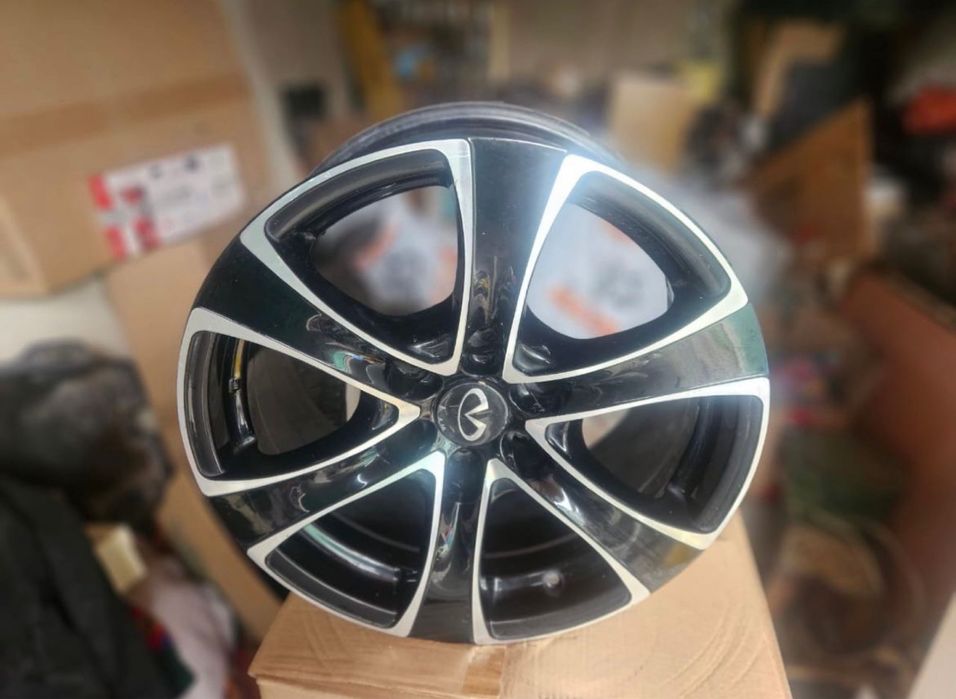 Продам Диски r18 5/139.7