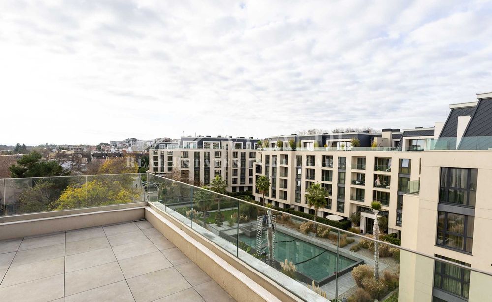 Продава се Тристаен апартамент в к.к. Св.Св. Константин и Елена - 107 кв.м за 1812 €/кв.м - Снимка #2