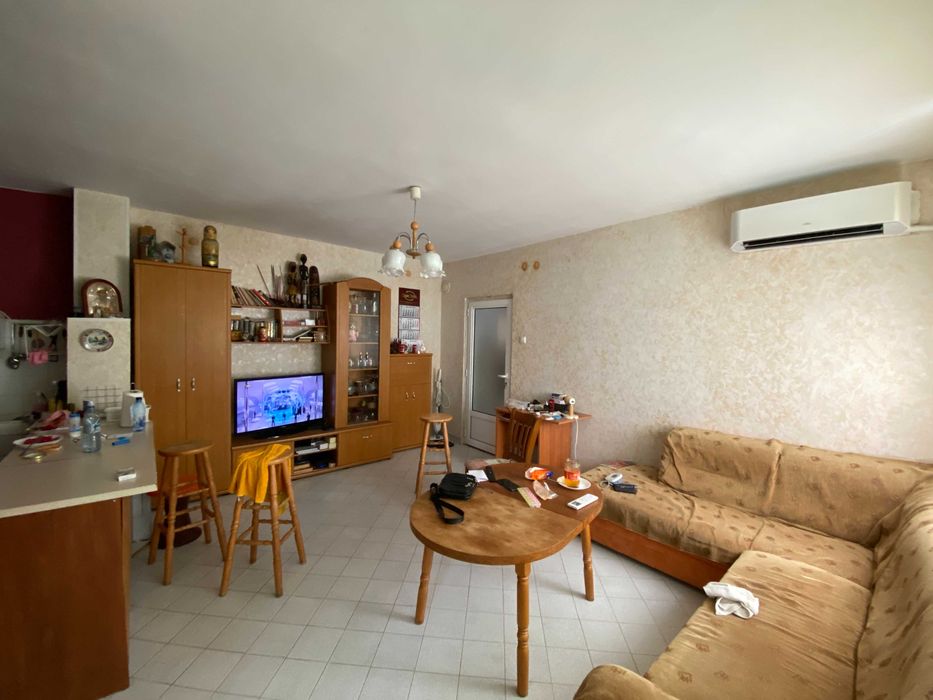 Продава се Тристаен апартамент в Русе, Център - 80 кв.м за 1925 €/кв.м - Снимка #1