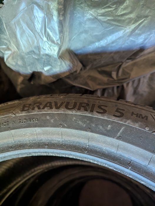 Anvelope Bravius 5 205/45/18 YXL