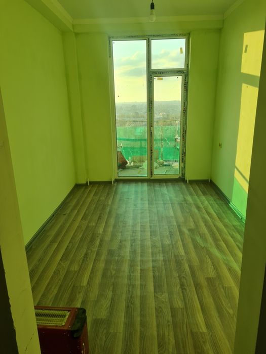 2 xonalik uy sotiladi, Xonsaroy, SROCHNO,  salom qoyliq