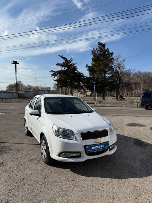 Nexia 3/2 позиция сотилади