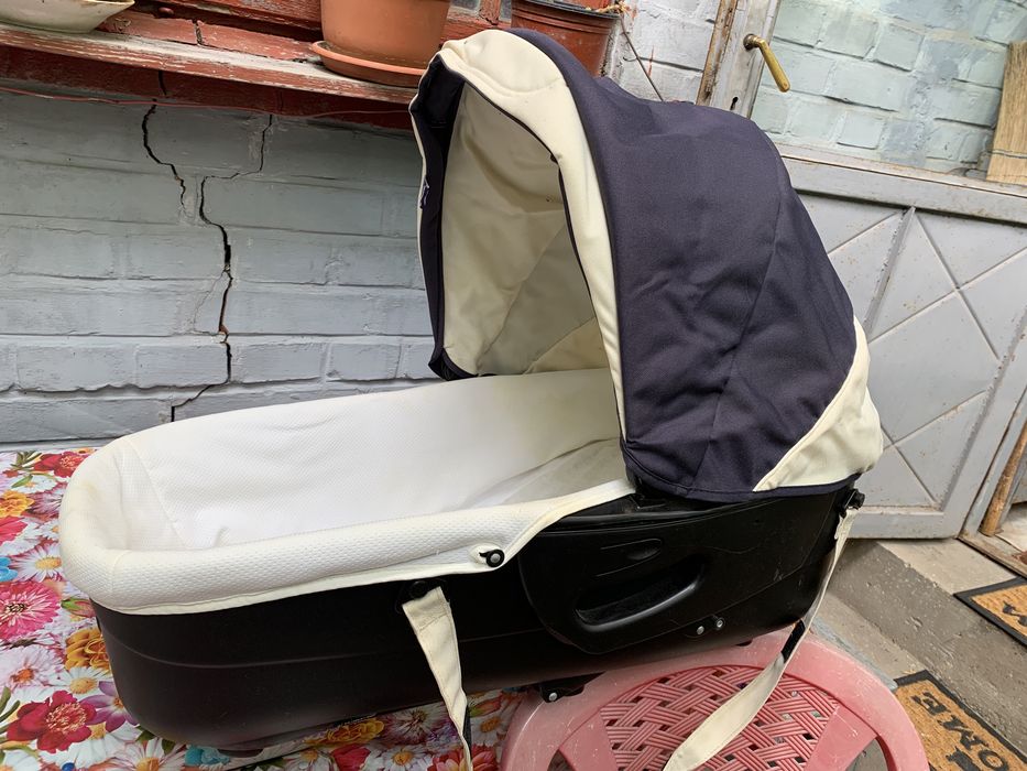 Carucior Chicco 3 in 1