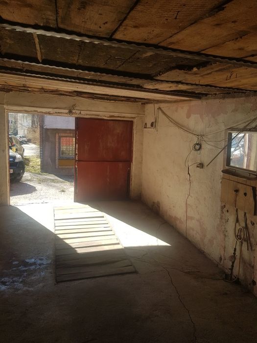 Vanzare Garaj zona Nord 30mp