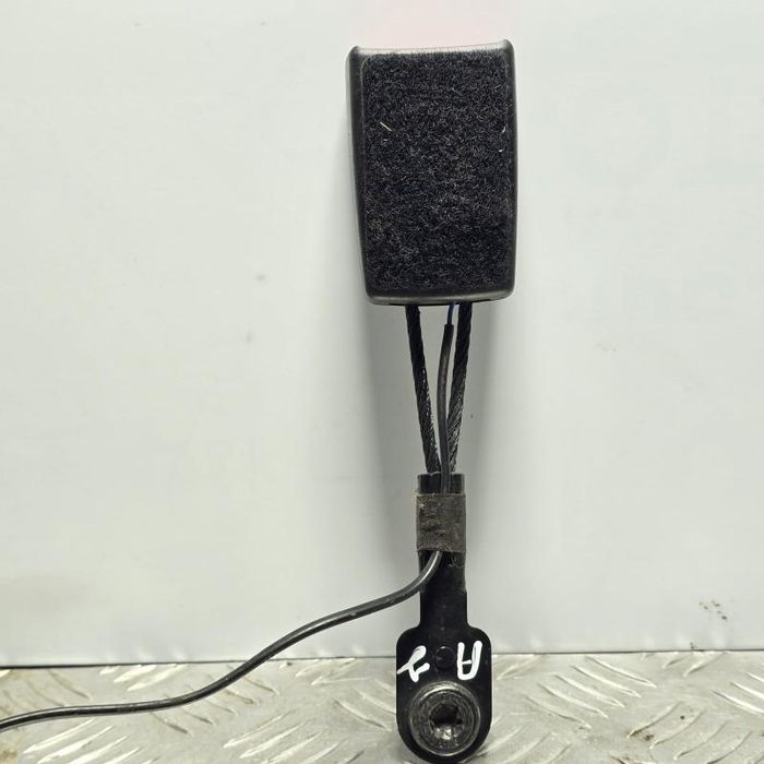 Capsa centura dreapta fata cu senzor prezenta Opel Astra J