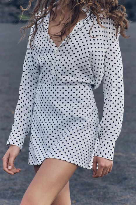 Пола на точки Zara