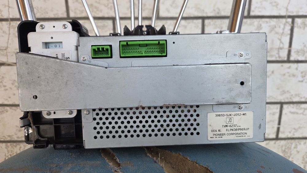 Монитор на Хонда Honda Elysion RR1