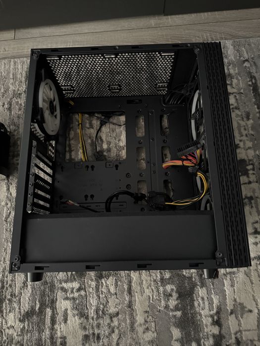 Корпус xigmatek