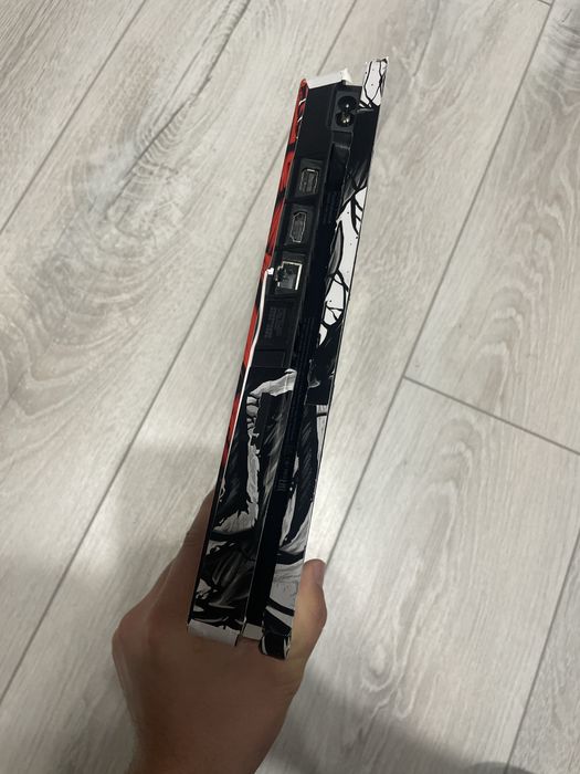 Плейстейшн 4