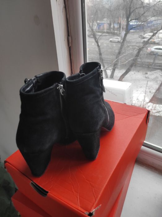 Сапожки осенние Mango