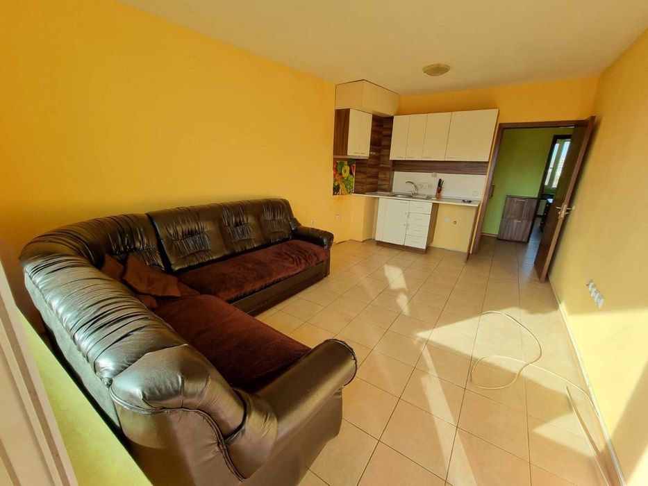 Продава се Двустаен апартамент в Варна, Лятно кино Тракия - 60 кв.м за 1900 €/кв.м - Снимка #3