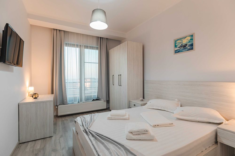 Cazare Mamaia-Constanta Sat Vacanta, ap. cu 3 DORMITOARE și 3 BĂI