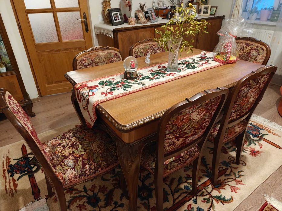 Set mobila lemn masiv si furnir natural