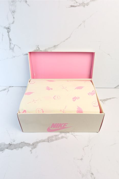 Travis Scott “Tropical Pink” ( Pre-sale )