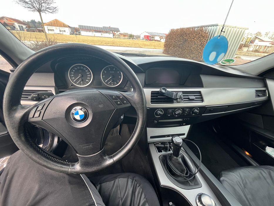 bmw e60 520i 2.2