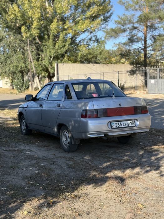 Vaz 2010 Lada 2110