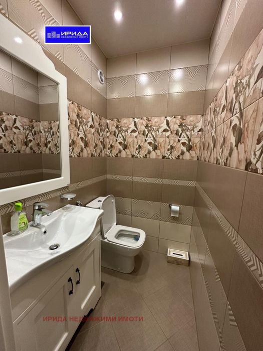 Просторен тристаен дизайнерски обзаведен  апартамент в Манастирски