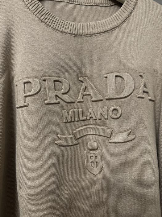 Костюм женский