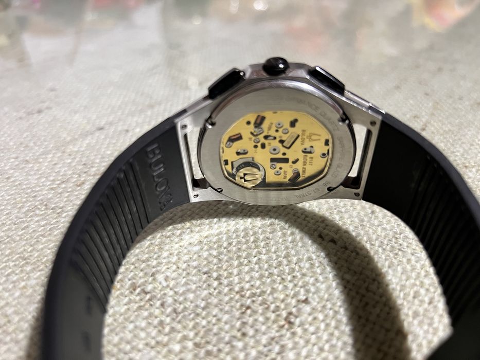 Bulova Curv ceas oțel