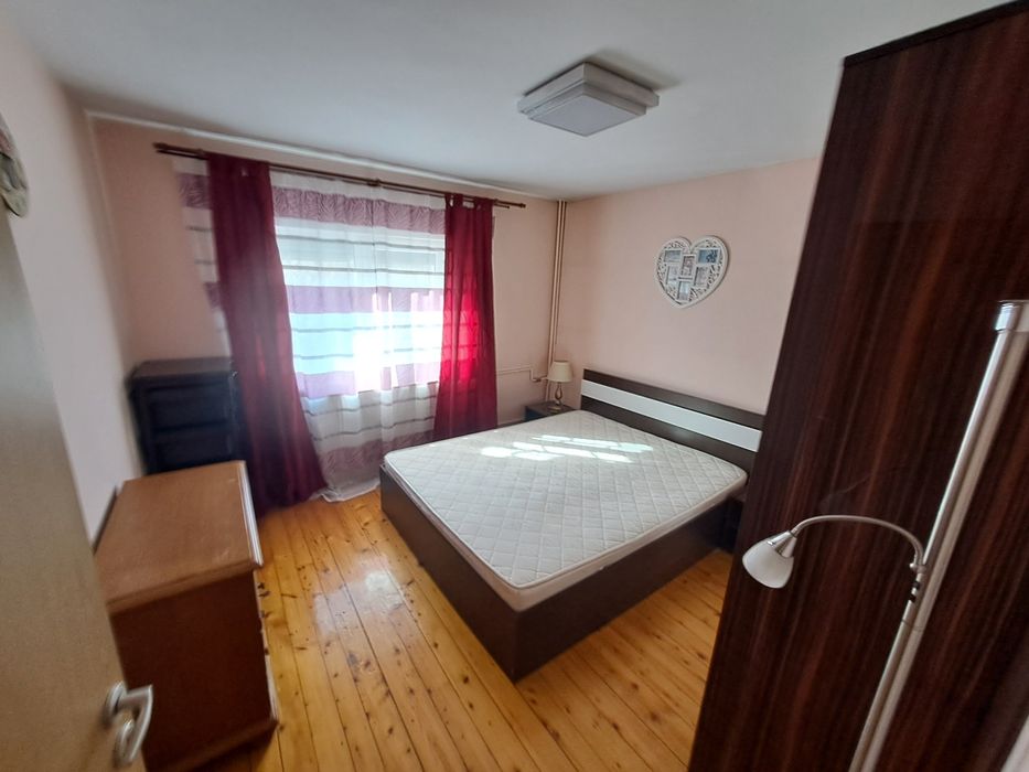 Inchiriez  Apartament 2 camere de închiriat – Rogerius, Str. Moldove