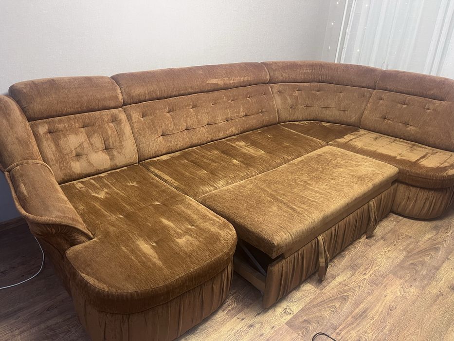 Диван в хорошем состоянии